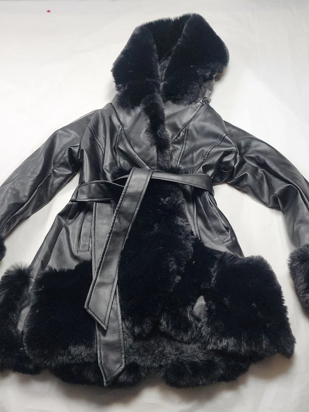 Gran Oriente Black Faux Leather And Faux Fur Hooded Winter Jacket Size Small